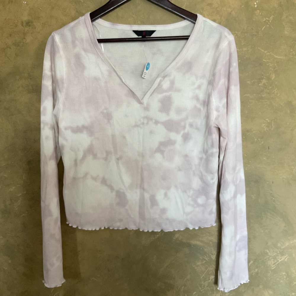 No Boundaries Tie Dye Waffle Knit Cropped Henley Tee Lettuce Edge NWT XL